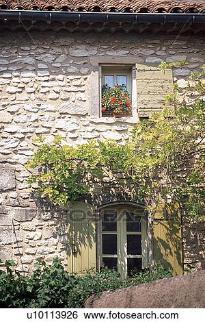 Stock Photograph - St. Remy-de-Provence-house. Fotosearch