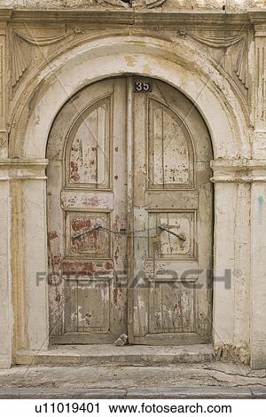 Stock Image - Arch, Close-Up, Closed, Chain, Abandoned. Fotosearch
