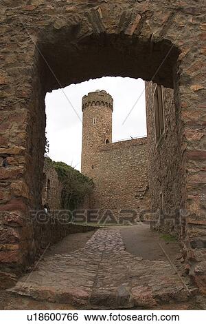 Stock Photograph - building, appearance, archway, arch, arc, ancient. Fotosearch