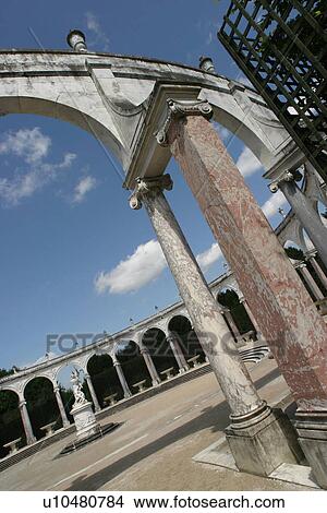 Picture - building, appearance, archways, arches, arcs, ancient. Fotosearch