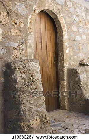 Stock Photo - Closed, Doorway, Door, Day, Arch. Fotosearch