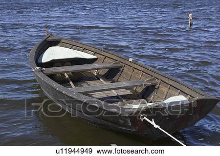 Stock Photo - Day, Outdoors. Fotosearch