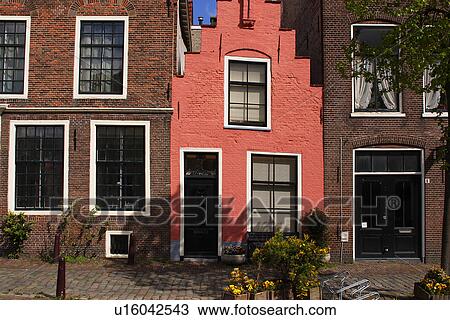 Stock Image - outdoors, day, daytime, sunny, house, home. Fotosearch