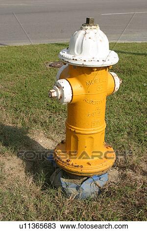 Stock Image - background, drawing, fireplug, knob, supply, outdoors. Fotosearch