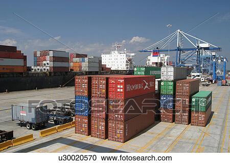 Stock Image - flag, machine, loading, pulling, lifting, port. Fotosearch