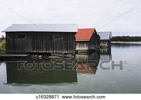 Stock Image - Structure, Windows, Roof. Fotosearch