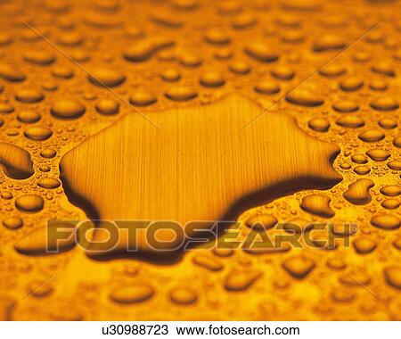 Stock Image - Spread Drops, Close Up, Differential Focus, In Focus, Out Focus, Full Frame, . Fotosearch