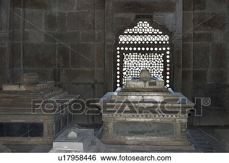 Stock Photograph - Interiors of a burial chamber, Humayun Tomb, New Delhi, India. Fotosearch