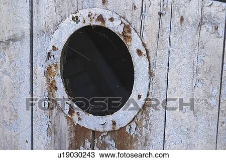 Close-Up, Crate, Cracked, Container, Antique View Large Photo Image Stock Image - Close-Up, Crate, Cracked, Container, Antique. Fotosearch
