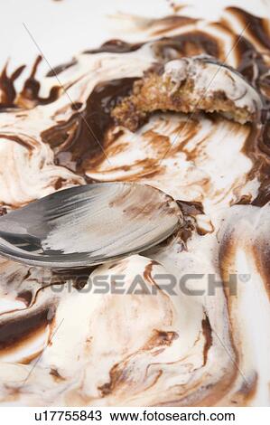 Stock Image - Close-Up, Decorate, Dessert, Dish, Display. Fotosearch