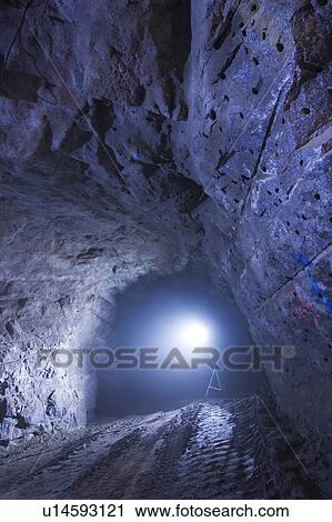 Stock Image - Pattern, Tunnel. Fotosearch