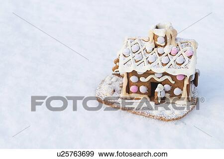 Stock Photo - residence, building, house, home, structure, appearance. Fotosearch