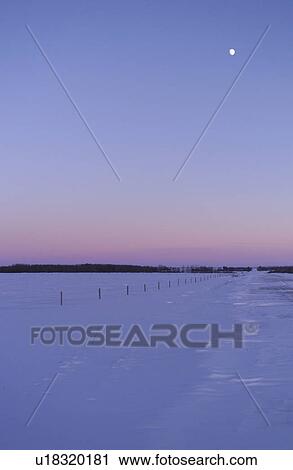 Stock Image - Beach - Gimli, Manitoba. Fotosearch