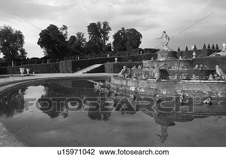 Chateau de Versailles, France View Large Photo Image Stock Image - Chateau de Versailles, France. Fotosearch
