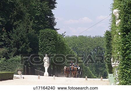 Chateau de Versailles, France View Large Photo Image Stock Image - Chateau de Versailles, France. Fotosearch
