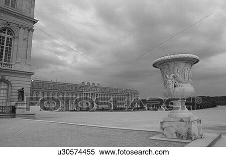 Chateau de Versailles, France View Large Photo Image Stock Photography - Chateau de Versailles, France. Fotosearch