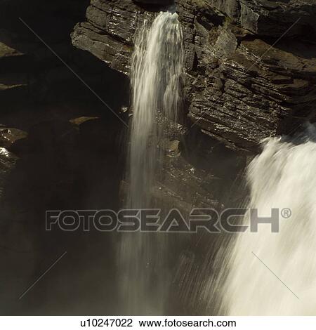 Stock Image - Reflection in Moose Lake, Mt. Robson Provincial Park, Canada. Fotosearch