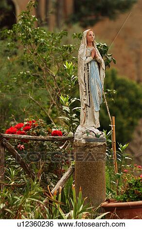 Tuscany, Italy View Large Photo Image Stock Photograph - Tuscany, Italy. Fotosearch