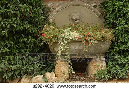 Villa - Tuscany, Italy View Large Photo Image Stock Image - Villa - Tuscany, Italy. Fotosearch