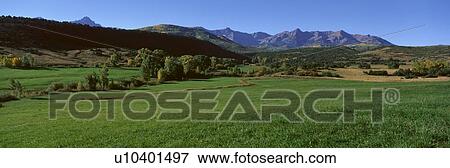 Stock Photo - Owl Pass, Ridgeway. Fotosearch