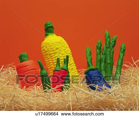 Picture - Clay Craft, Vegetables, Front View. Fotosearch