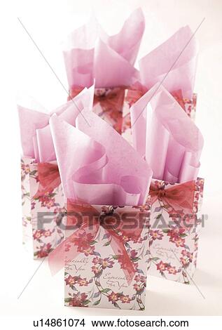 Picture - Indoor. Fotosearch