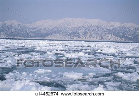 Picture - Drift Ice. Fotosearch