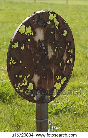 Picture - break down, circular, close-up. Fotosearch
