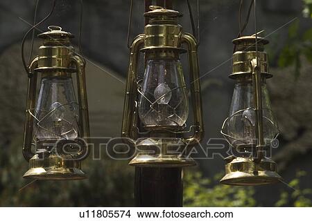 Picture - Bulbs, Day, Clouds, Close-Up, Antique. Fotosearch