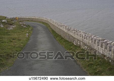 Stock Image - Day, Grass, Non-Urban Scene. Fotosearch