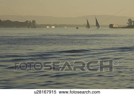 Stock Photography - Day, Generic Location, Horizon Over Land, Mode Of Transport. Fotosearch