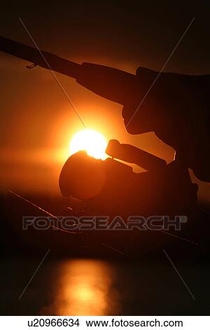 Picture - fishing reel, reel, line, nylon line, nature, natural. Fotosearch