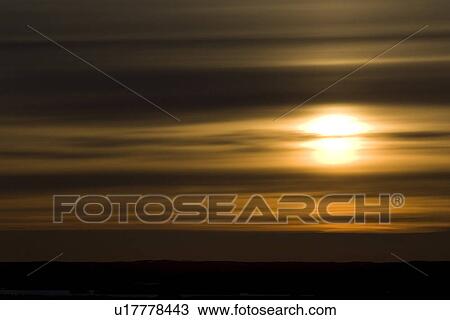 Stock Image - Cloud, Cloudscape, Dusk, Generic Location, Horizon. Fotosearch