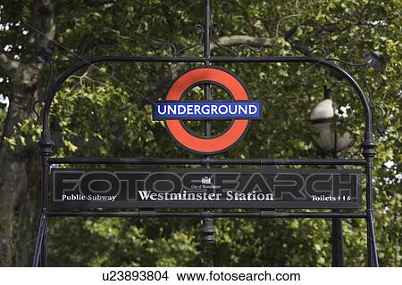 Picture - Capital Letter, Circle, Close-Up, Day, Focus On Foreground. Fotosearch