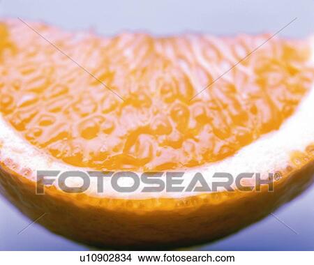 Picture - Cut Lemon, Close Up, Differential Focus, In Focus, Out Focus. Fotosearch