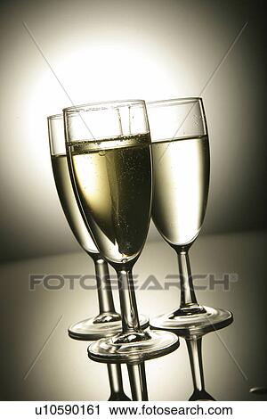 bavaria, blasen, bar, allemagne, alive, beverages, anstoßen View Large Photo Image Stock Image - bavaria, blasen, bar, allemagne, alive, beverages, anstoßen. Fotosearch