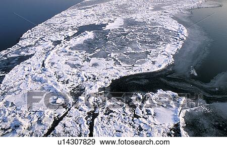 Stock Photo - floes, calf, eisplatten, Danube, cold, frost, austria. Fotosearch