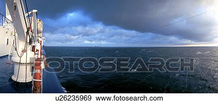 Stock Photo - bad, blue, christoph, cloud, clouded, clouds. Fotosearch