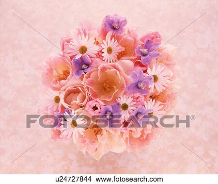 Picture - View of a decorative bouquet.. Fotosearch