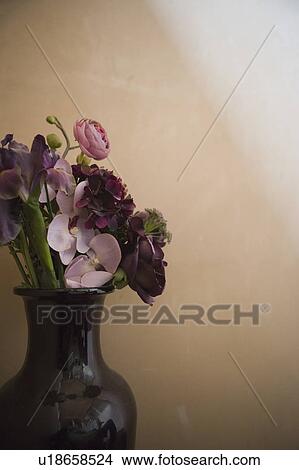 Picture - Flowers in vase. Fotosearch
