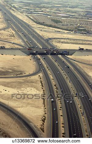 阿拉伯聯合酋長國 汽車高速公路 高速公路 高速公路 路 迪拜 酋長種類最齊全的圖像 U Fotosearch