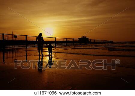 silhouette, dubai, beach, jumeirah, mother, child View Large Photo Image Stock Photograph - silhouette, dubai, beach, jumeirah, mother, child. Fotosearch