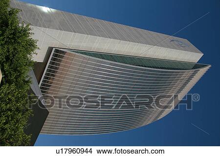 Picture - dubai, industry, commerce, trade, dhows. Fotosearch