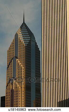 Two Prudential Plaza in Chicago View Large Photo Image Stock Image - Two Prudential Plaza in Chicago. Fotosearch