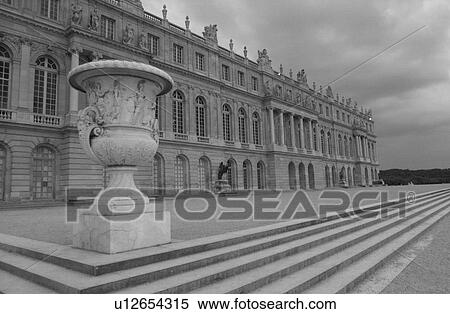Chateau de Versailles, France View Large Photo Image Stock Photography - Chateau de Versailles, France. Fotosearch