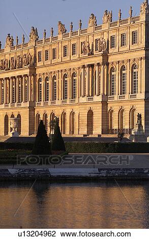 Stock Image - Chateau de Versailles, France. Fotosearch