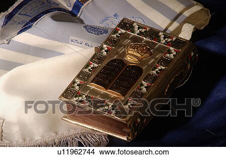 Picture - Jewish Prayerbook - Sidur. Fotosearch