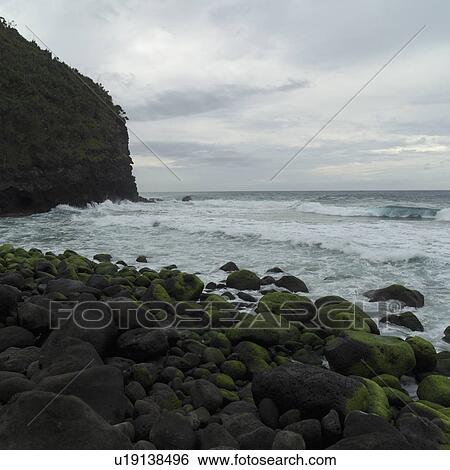 Stock Photograph - Napali Coast - Kauai Hawaii. Fotosearch
