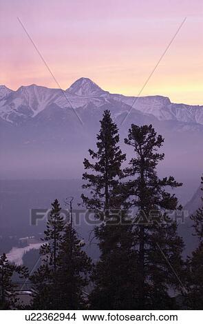 Picture - Sunrise - Banff, Alberta, Canada. Fotosearch