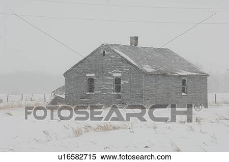 Derelict Building On Farm In Alberta Canada Stock Photography